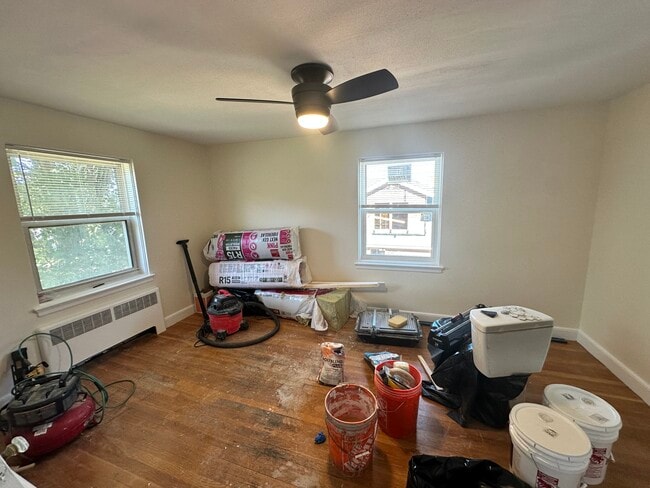 Building Photo - 186 Summit Ave