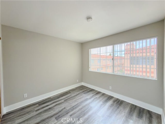 Building Photo - 3101 Plaza del Amo