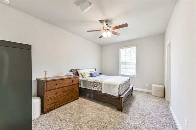 Building Photo - 18311 Harmony Bluff Ln