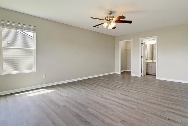 Building Photo - 1861 Cornsilk Dr