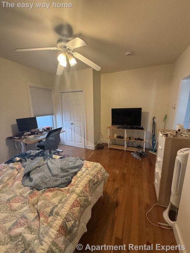 Building Photo - 60 Walden St