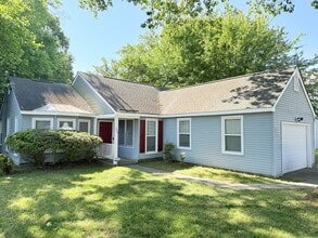 Building Photo - 202 Sheffield Ln