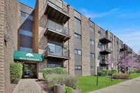 Building Photo - 8970 N Parkside Ave