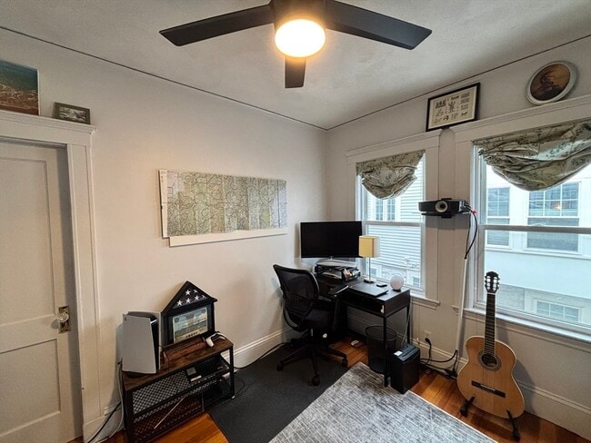 Building Photo - 24 Teele Ave