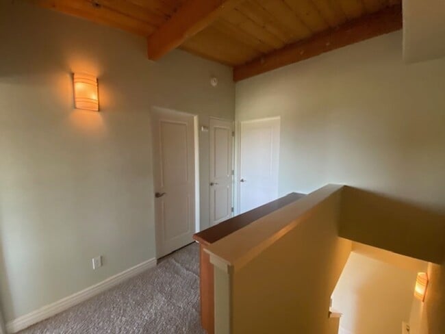 Building Photo - 172 Mar Vista Dr