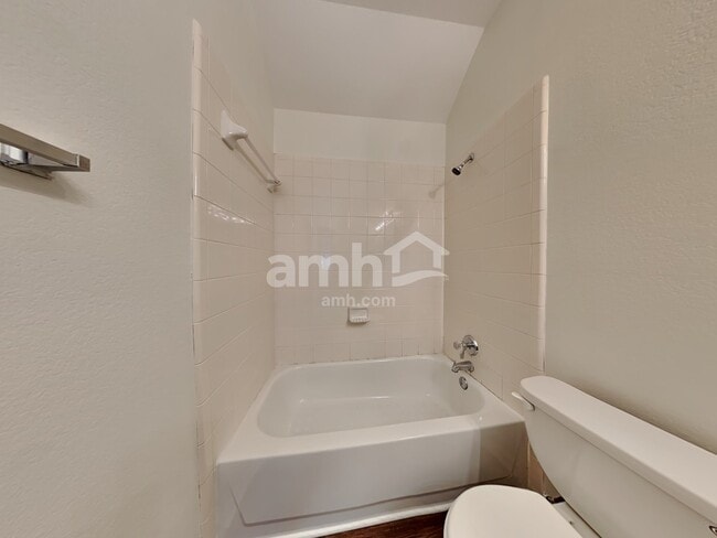 Building Photo - 1481 Apenzell Ln