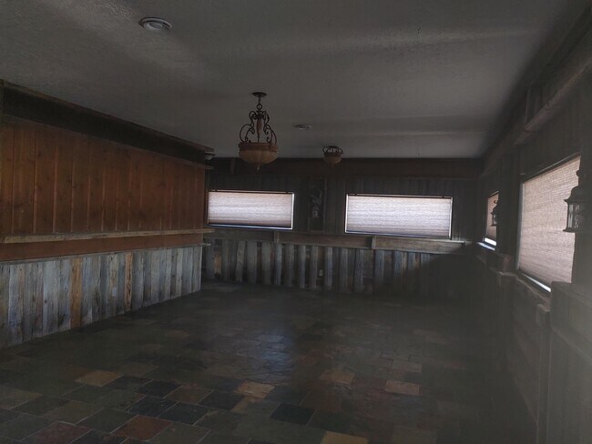 Building Photo - 256 E Fork Big Sandy Rd