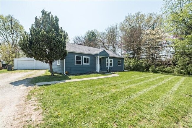 Building Photo - Fantastic 3bd/2ba home! Let yourself in!