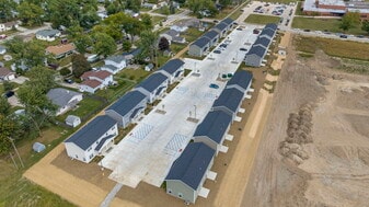 Building Photo - 2193 Galahad Cv