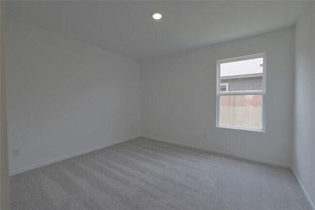 Building Photo - 111 Cedar Elm Ct