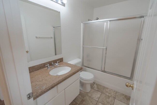 Building Photo - COMING SOON! The Palisades -  3 Bedroom Townhome for Rent in Stevenson Ranch!