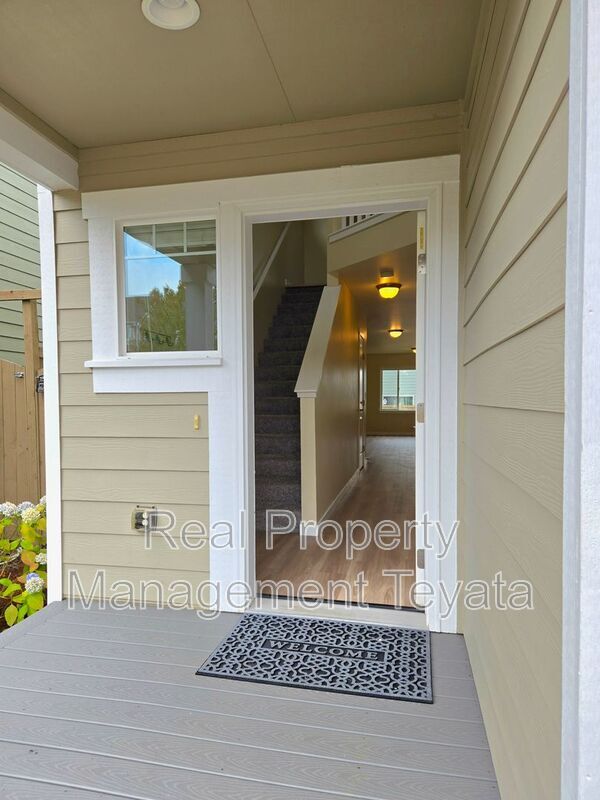 Building Photo - 4741 Parker St