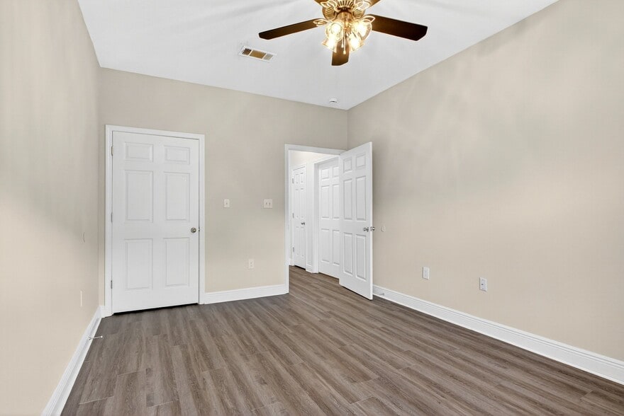 Building Photo - 14055 John Clark Rd