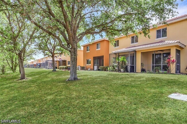 Building Photo - 10260 Olivewood Way