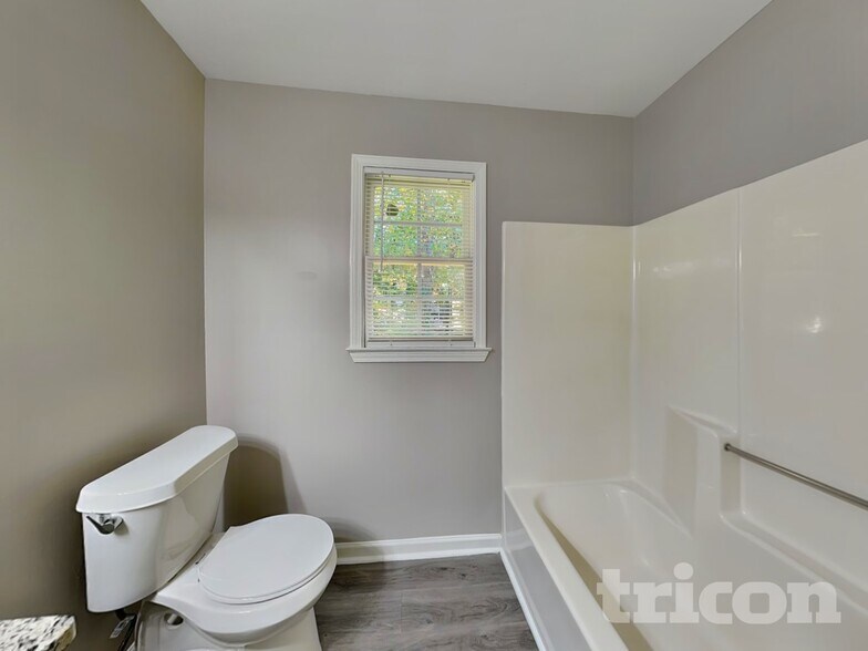 Building Photo - 3560 Erdly Ln