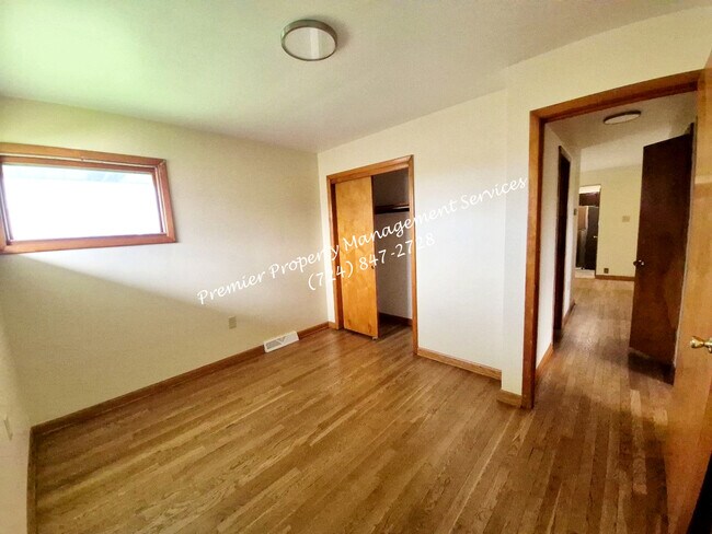 Building Photo - 1820 9th Ave