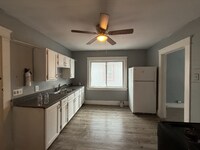 Building Photo - 12617 Griffing Ave