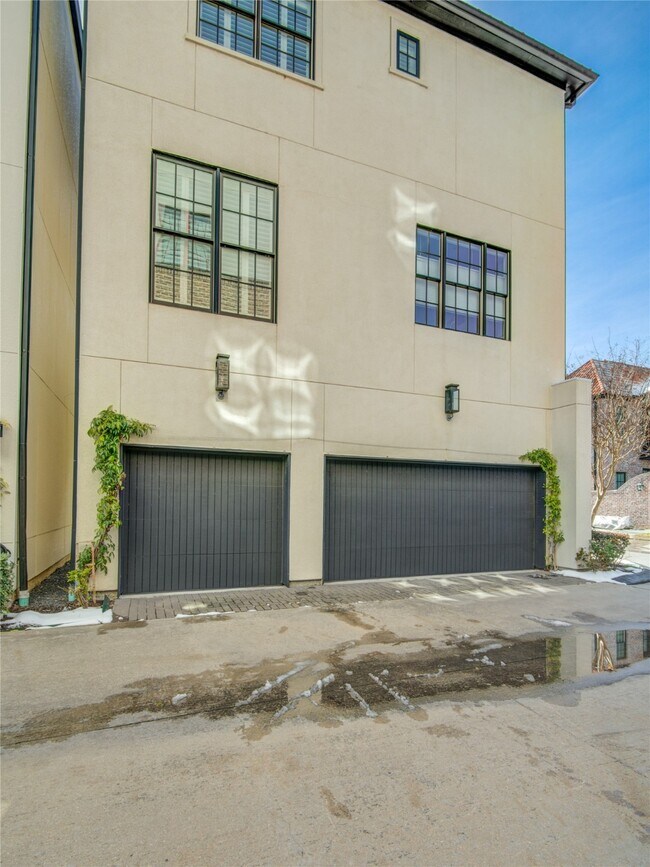 Building Photo - 1224 Mosaico Ln