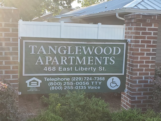 Primary Photo - Tanglewood Apartments