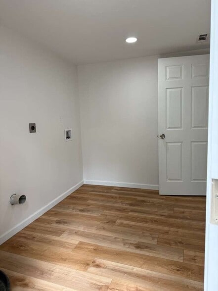 Building Photo - 227 Tolbert St NE