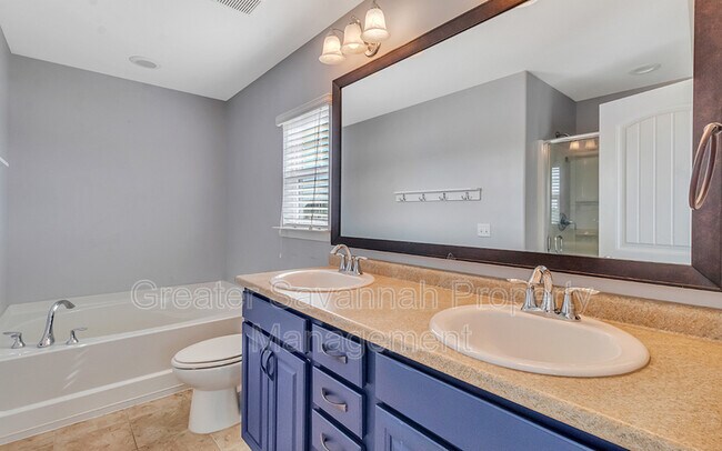 Building Photo - 173 Brickhill Cir
