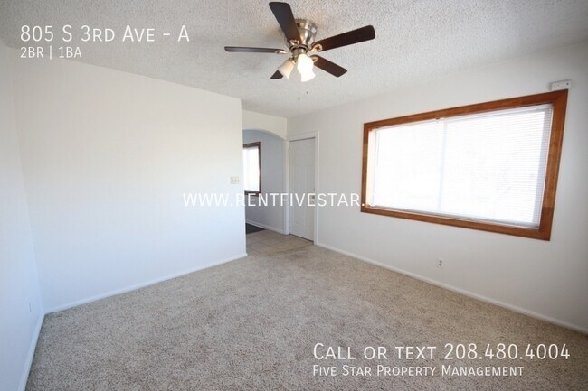 Building Photo - 805 S 3rd Ave