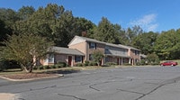 Building Photo - Oakhaven Apartments