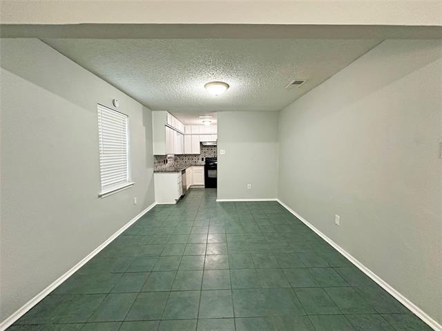 Building Photo - 3404 Elgenwood Trail