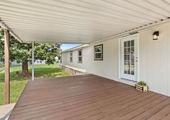 Building Photo - 4747 Port Arthur Ave