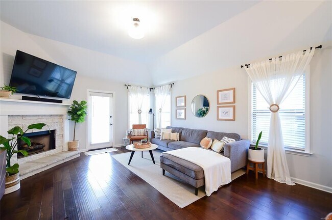 Building Photo - 7326 Birch Creek Trail