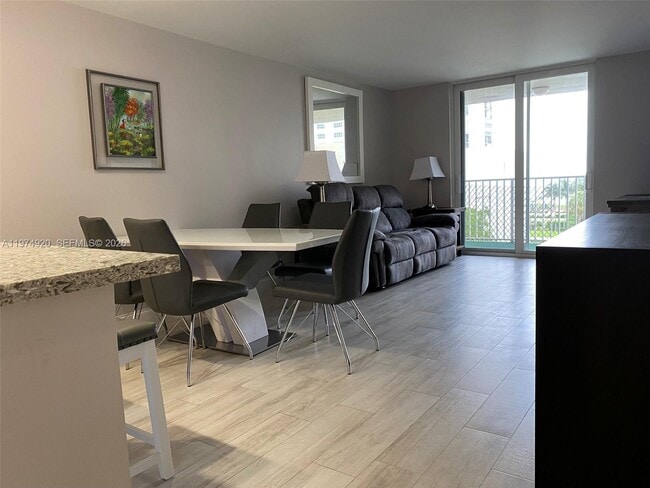 Building Photo - 2929 S Ocean Blvd