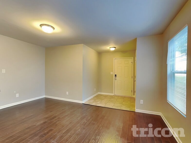 Building Photo - 7220 Cypress Ridge Dr