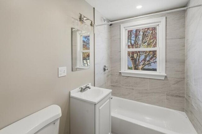 Building Photo - 22 Demers St