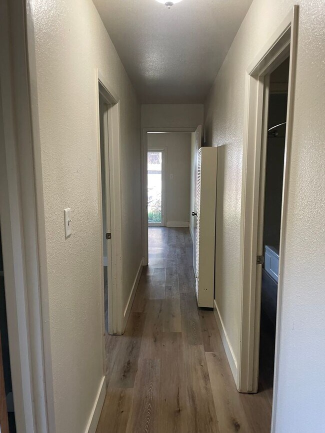 Building Photo - 3 Mefford Way