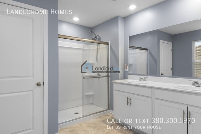 Building Photo - 4301 Holstein Dr