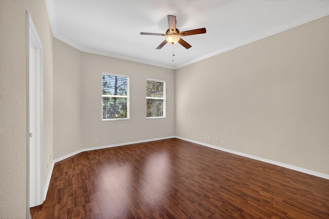 Building Photo - 4991 Bonsai Cir