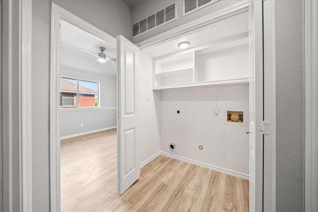 Building Photo - 344 Raintree Dr