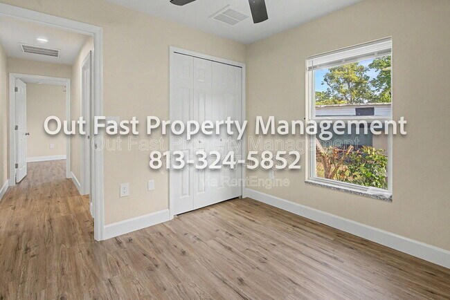 Building Photo - 1803 Venus St