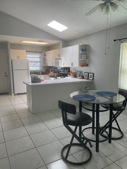 Building Photo - 4859 Billy Direct Ln