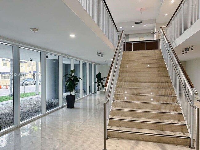 Building Photo - 601 NE 23rd St