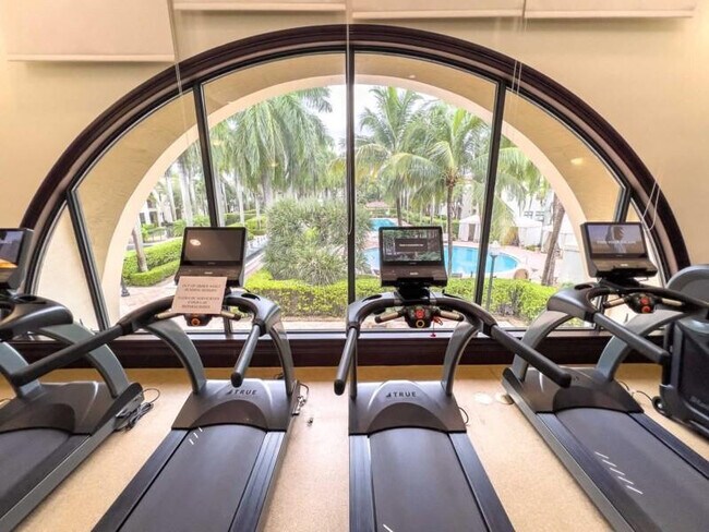 Building Photo - 2901 NW 126th Ave