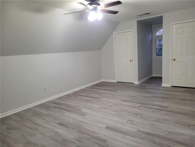 Building Photo - 7450 Waters Edge Dr