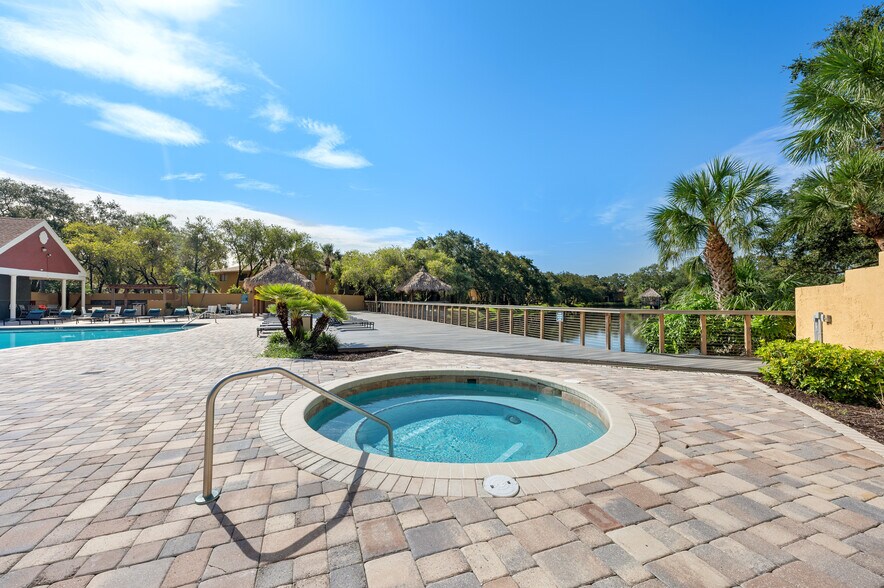 Building Photo - 5725 Baywater Dr