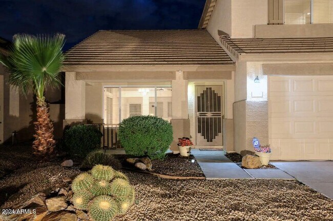 Building Photo - 7931 W Rose Garden Ln