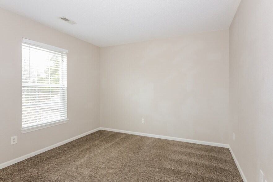 Building Photo - 4650 Whitview Ln