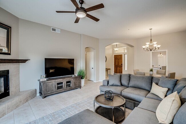 Building Photo - Resort Style Living - Furnished Three Bedr...