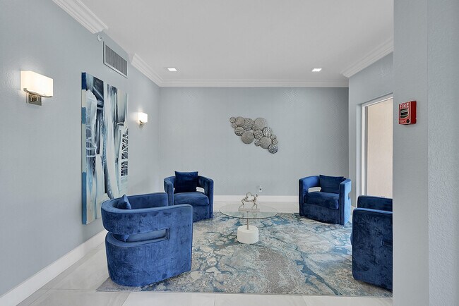 Building Photo - 7835 Lakeside Blvd