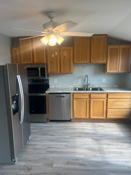 Kitchen - 119 N Main St