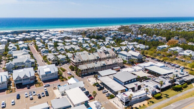 Building Photo - 49 Pleasant St