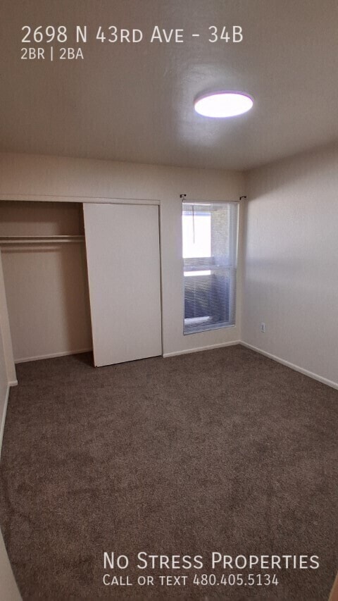 Building Photo - 2698 N 43rd Ave